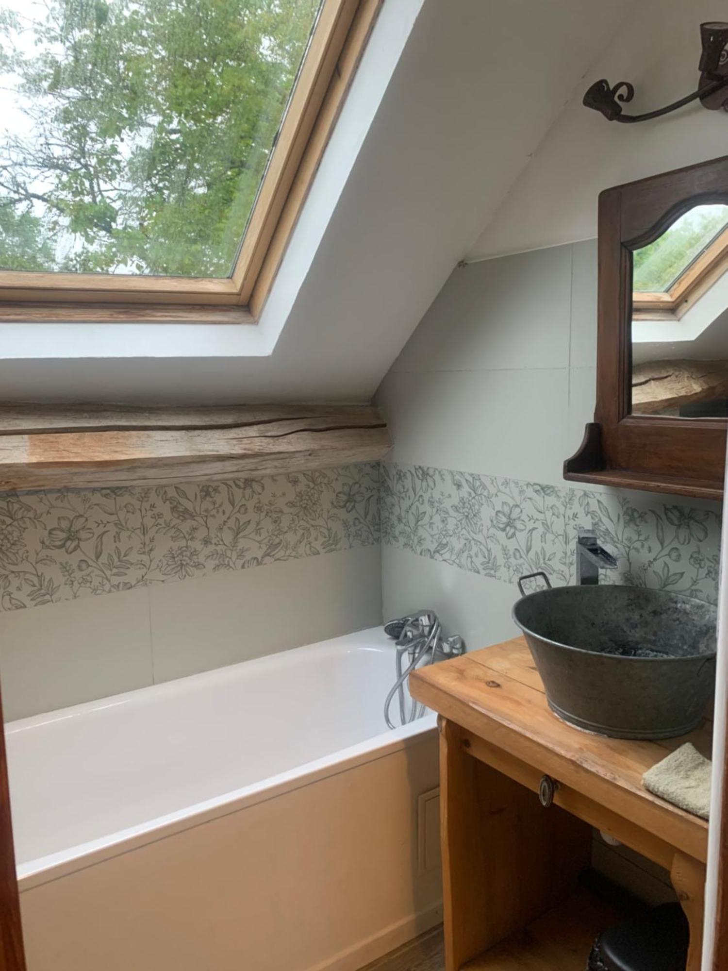 Au Joyeux Lureau Bed and Breakfast Touquin Buitenkant foto