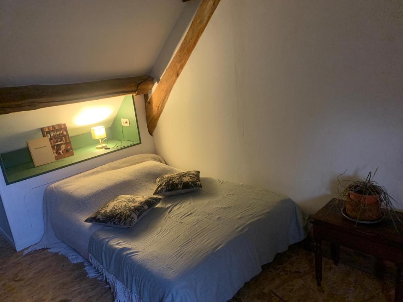 Au Joyeux Lureau Bed and Breakfast Touquin Buitenkant foto